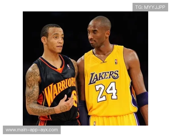 湖人季中战术调整助力连胜态势