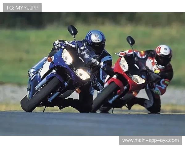 MotoGP新秀横空出世，老牌车手情绪失控