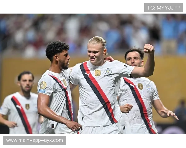 尤文图斯看哈兰德式身高：征服绿茵场的超级力量