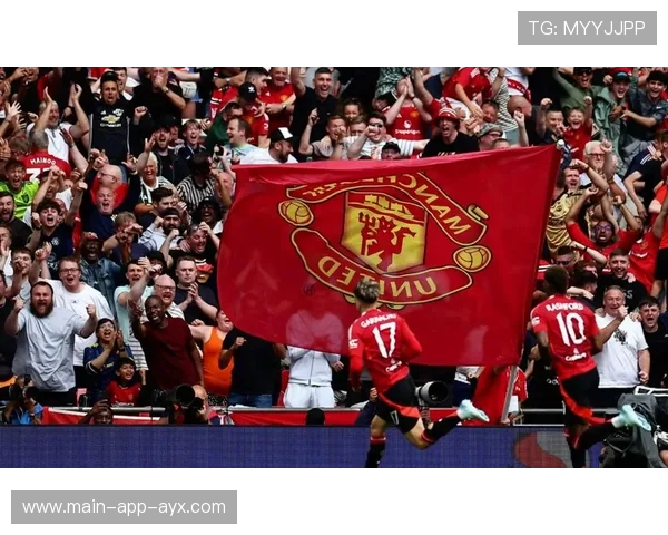 曼联青训迎来突破，年轻球员展示惊人实力